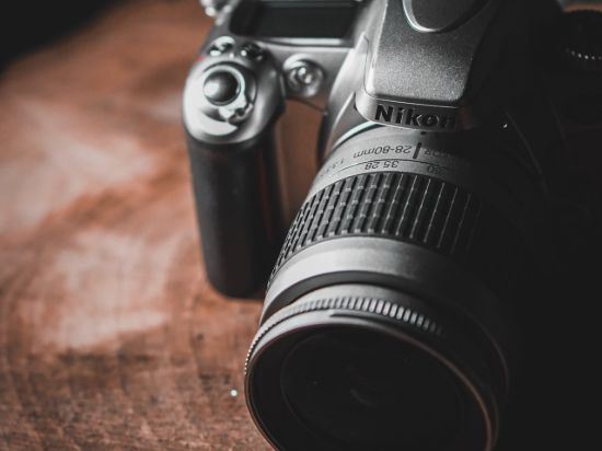 How to Become a Professional Photographer